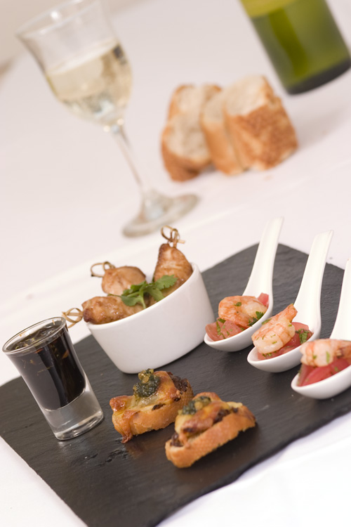 finger food prawns